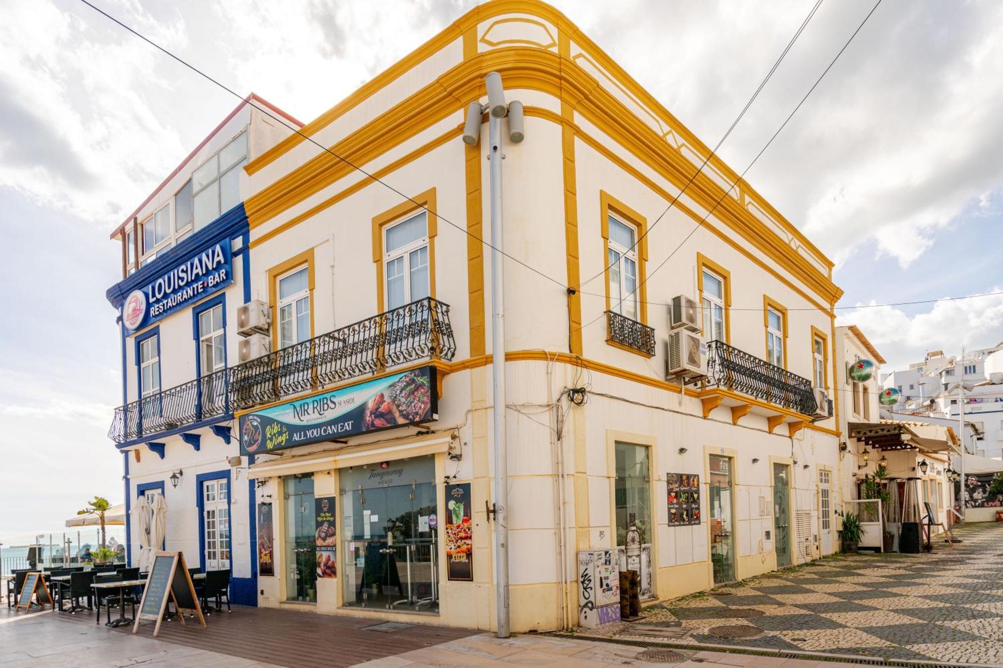 Down Town Beach House Albufeira Buitenkant foto